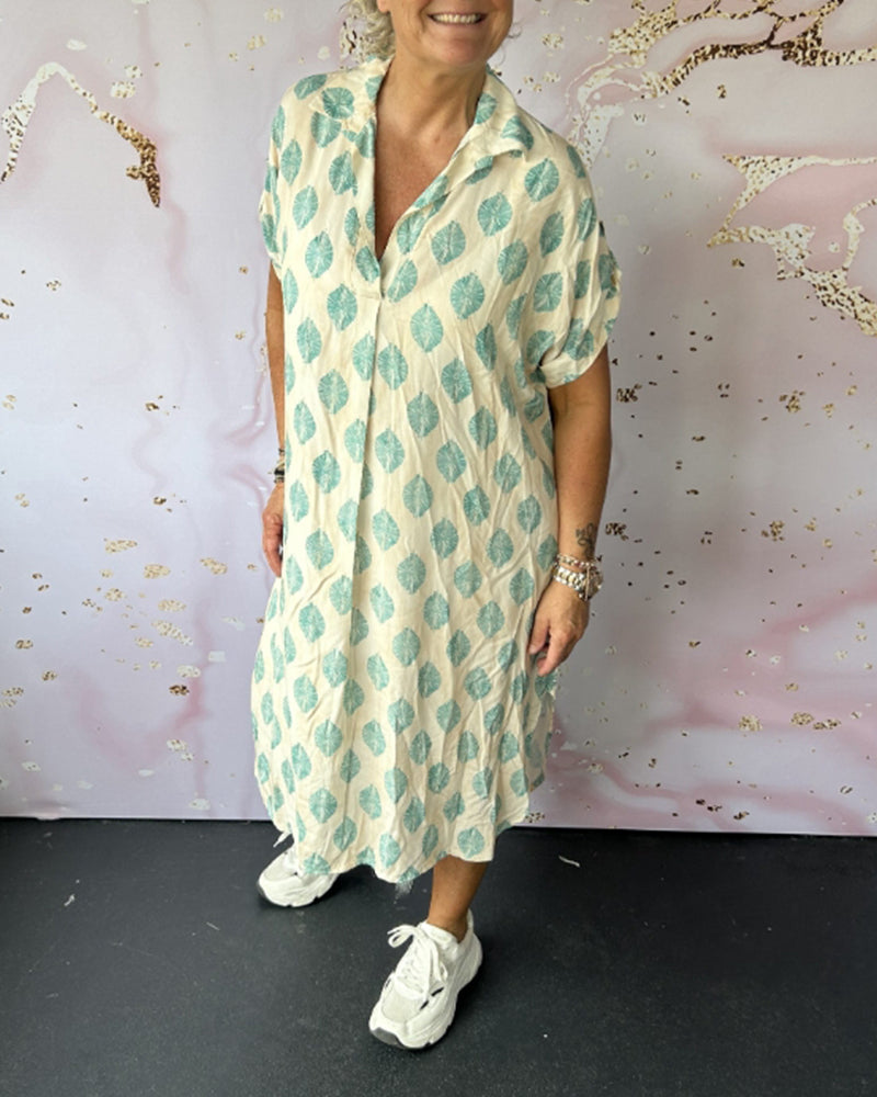 Teren™ | Ruime Zomerjurk met Reverskraag en Korte Mouwen