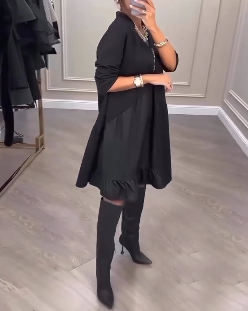 Zenfira™ | Elegante Jurk met V-hals en Artistieke Geest