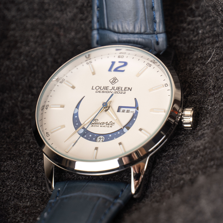 Elegante Horloge met Maanfases