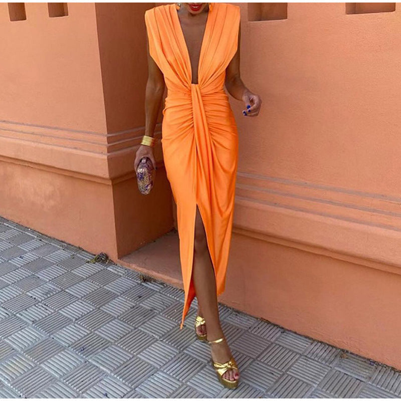 Elvia™ | Avondjurk met gedurfde decolleté en elegante silhouet